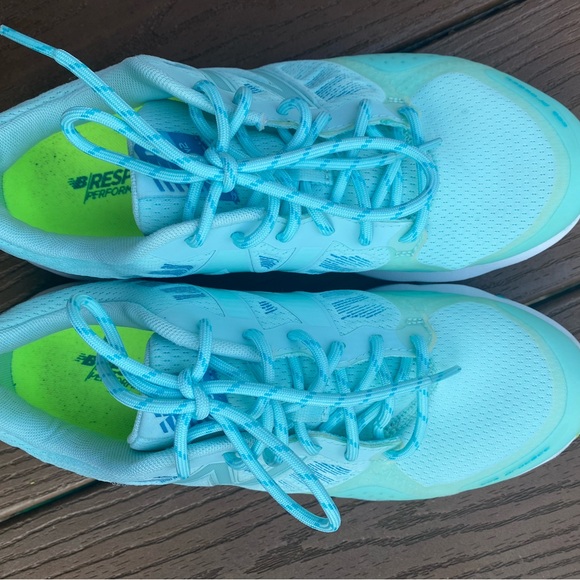 New balance 690 v2 lt women’s sneakers. - Picture 6 of 8